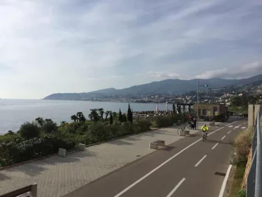 Casa Sveva, A Pochi Passi Dalle Spiagge E Dal Centro Di Arma Di Taggia. المظهر الخارجي الصورة
